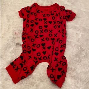 NWT Valentine’s Doggie outfit